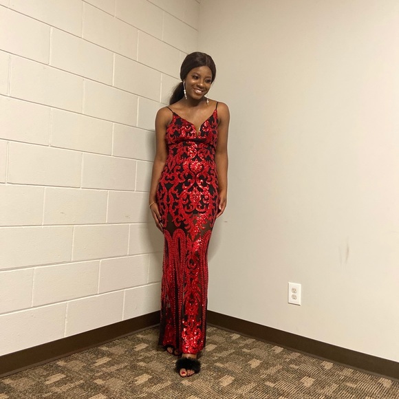 Evening dress - Picture 3 of 3